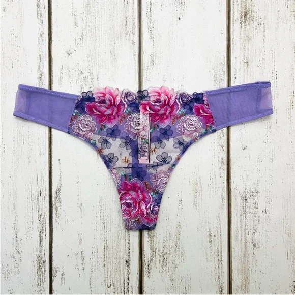 Victoria’s Secret Floral Lace Thong Medium - Picture 2 of 7